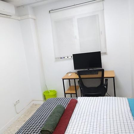 Appartment As A Service. Book It Now Málaga Esterno foto